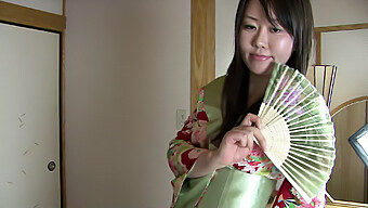 Japanese Massage Girl'S Rough And Wild Techniques