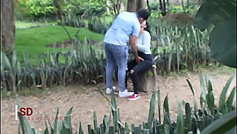 Venezuelan Amateur Couple Caught On Camera In Public