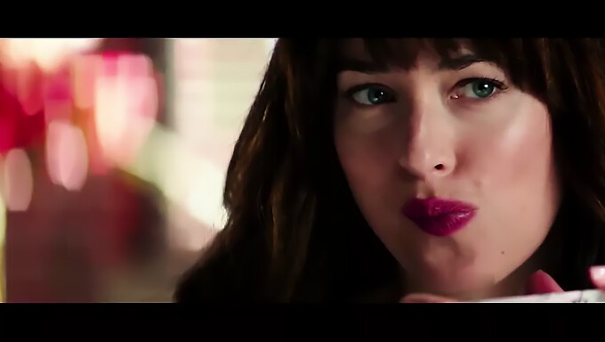 Celebrity Bdsm: Dakota Johnson In Fifty Shades Of Grey