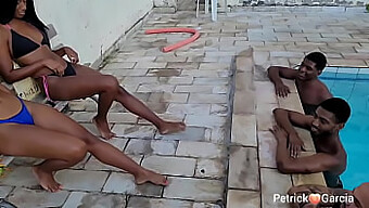 Sexe De Groupe Gay Chaud Avec Une Grosse Bite Noire