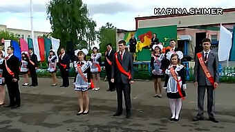 Tarian Upskirt Rusia - Youtube Mp4